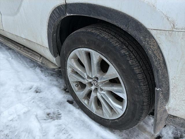 2023 Toyota Highlander Hybrid Limited