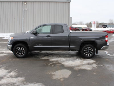 2017 Toyota Tundra SR