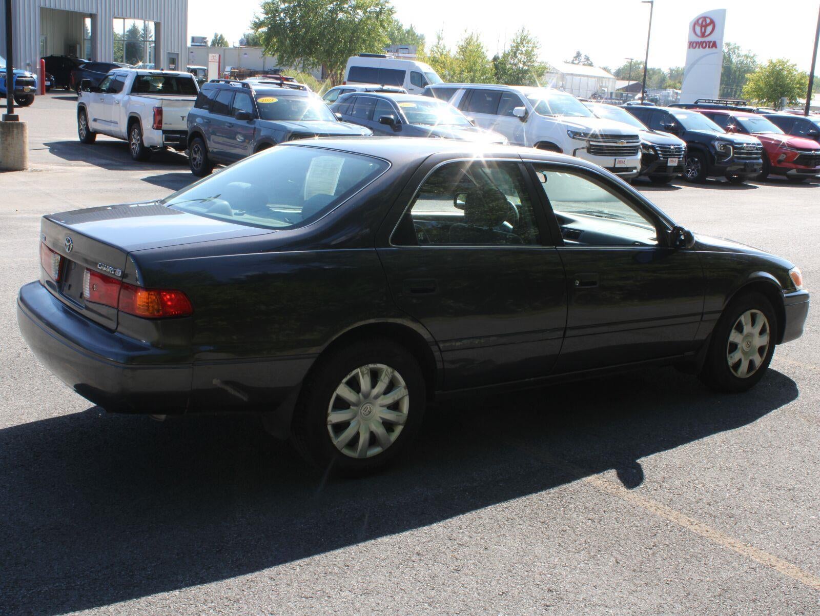 2000 Toyota Camry LE