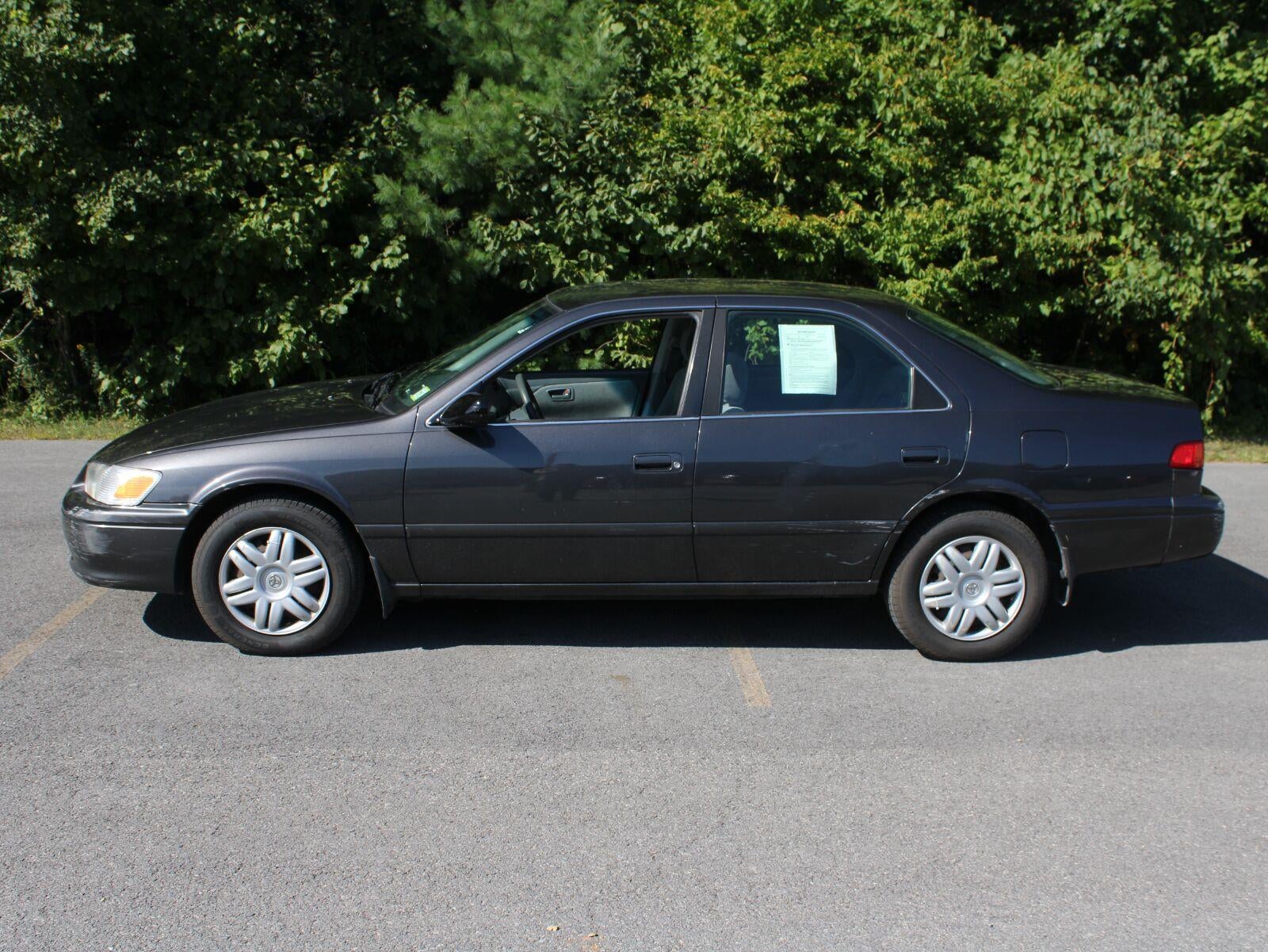 2000 Toyota Camry LE