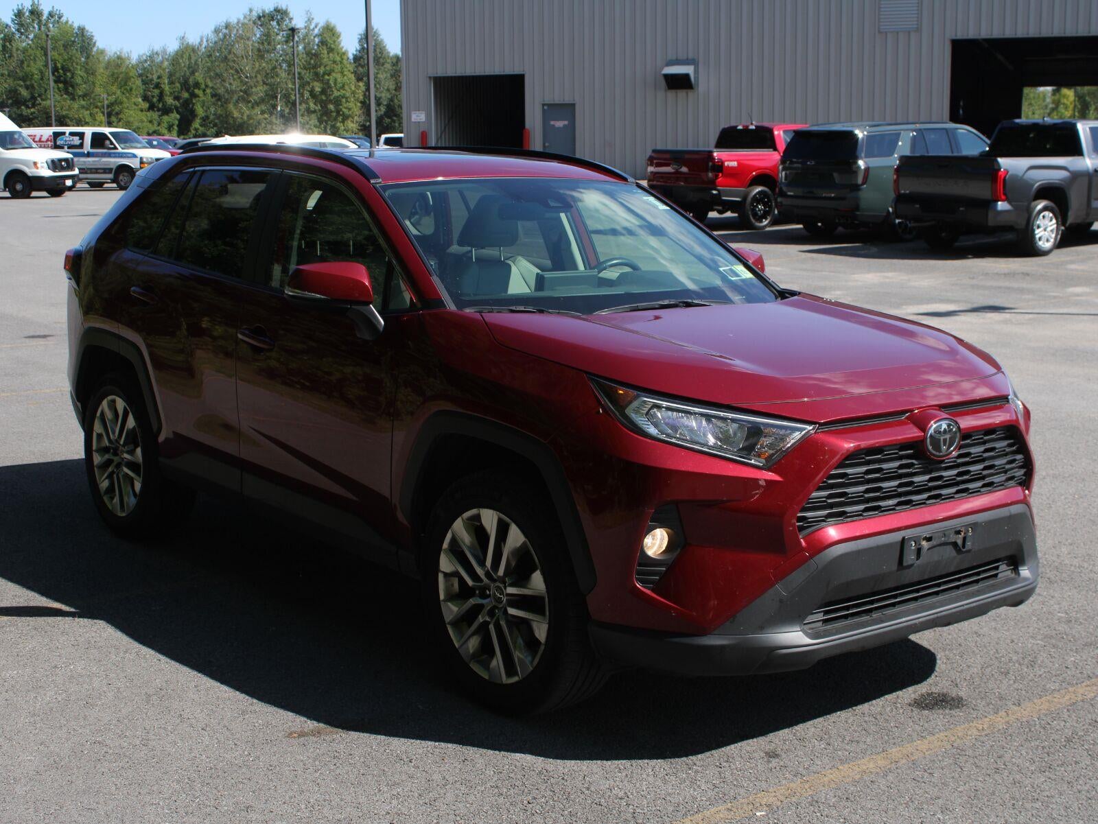 2019 Toyota RAV4 XLE Premium