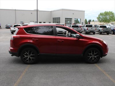2017 Toyota RAV4 SE