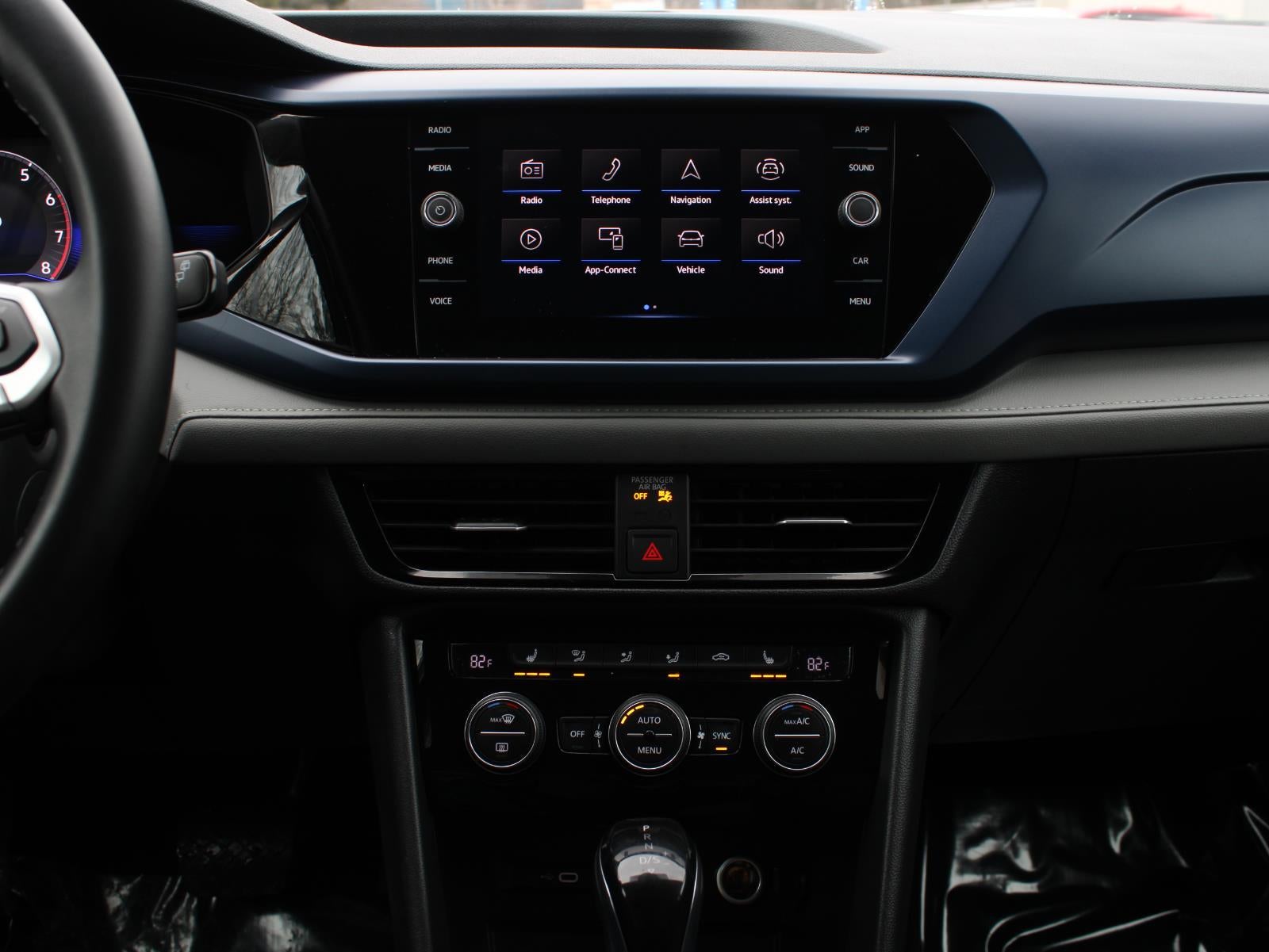 2024 Volkswagen Taos SE All Wheel Drive Auto-Shift Manual