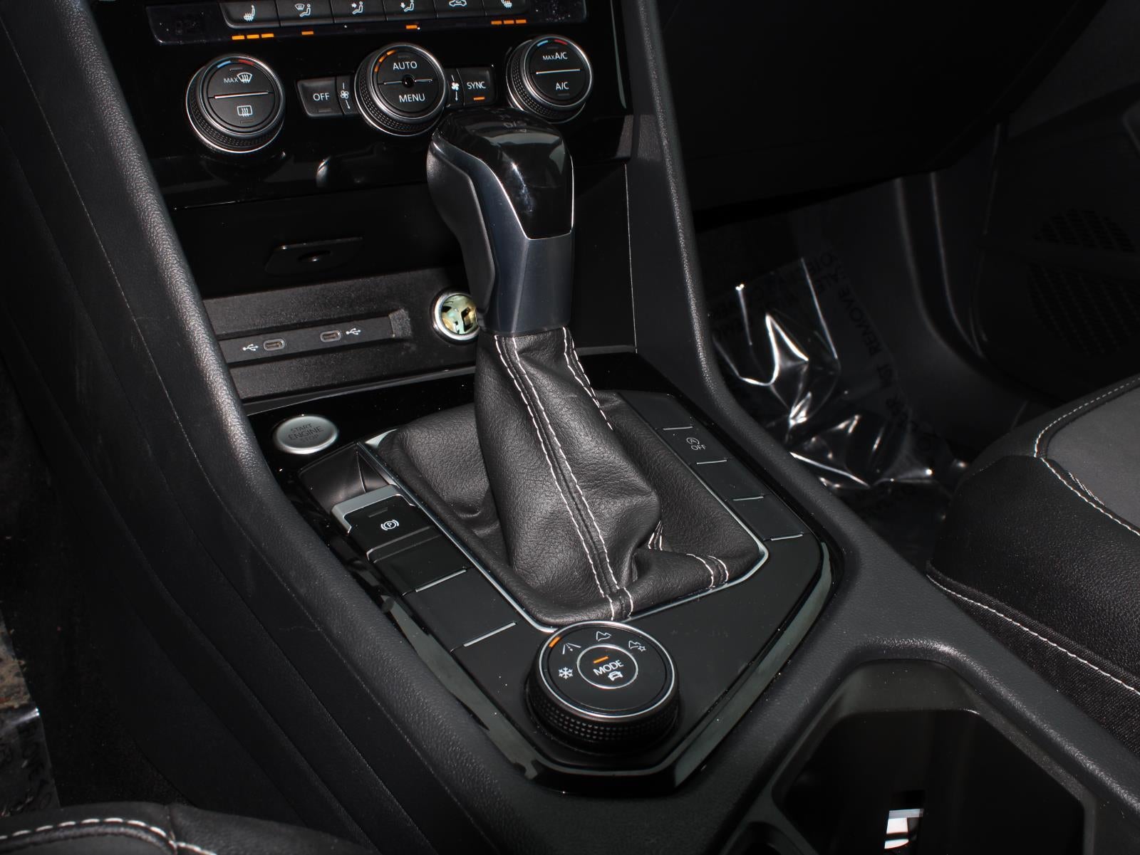 2024 Volkswagen Taos SE All Wheel Drive Auto-Shift Manual