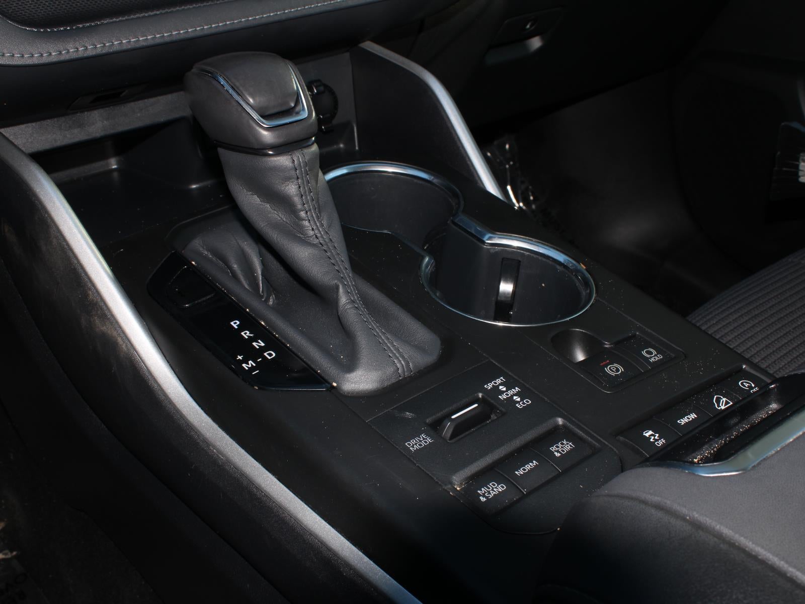 2020 Toyota Highlander LE All Wheel Drive Automatic