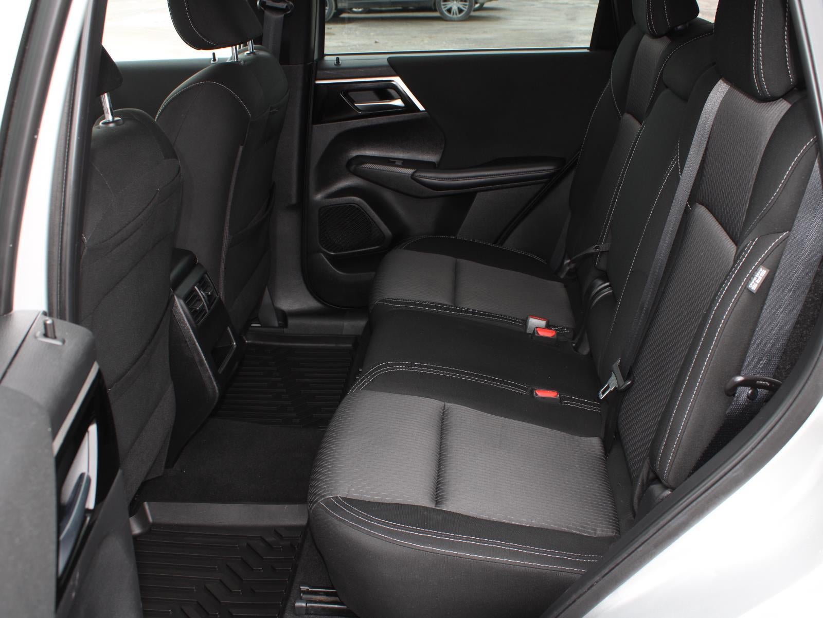 2022 Mitsubishi Outlander ES Front Wheel Drive CVT