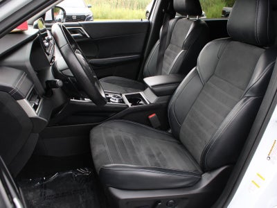 2024 Mitsubishi Outlander Black Edition