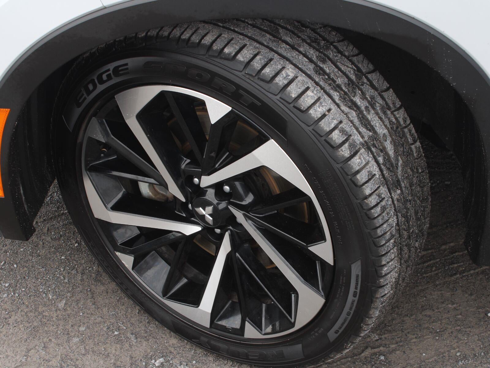 2024 Mitsubishi Outlander Black Edition