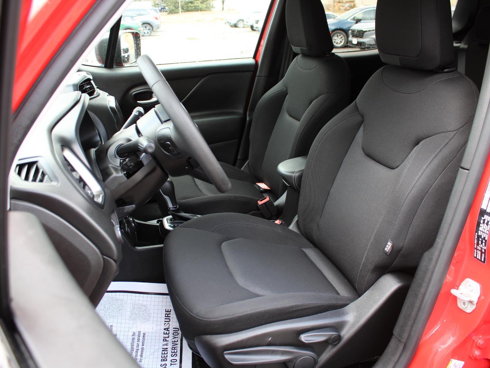 2023 Jeep Renegade Latitude Four Wheel Drive 9-SPEED 948TE AUTOMATIC