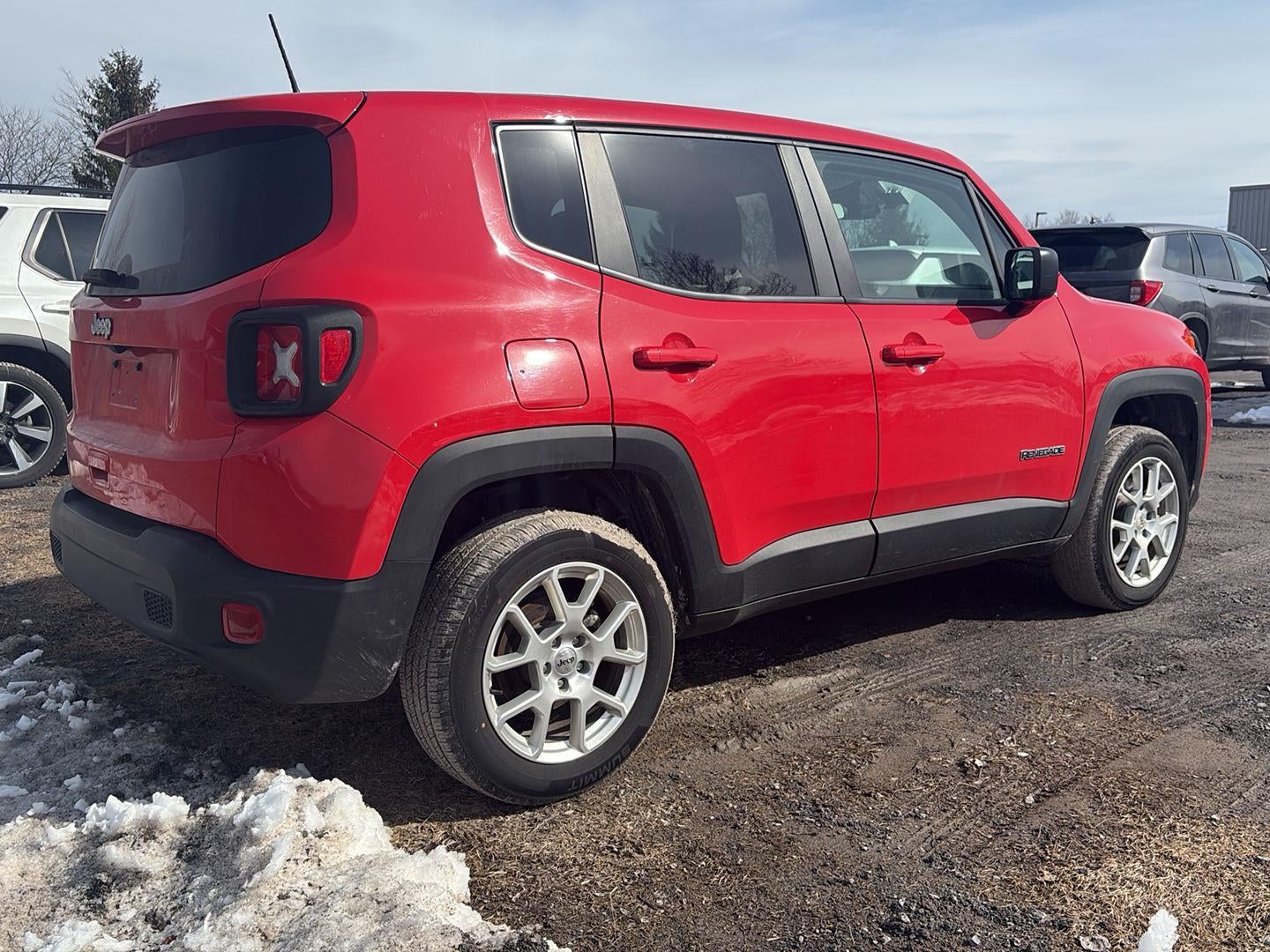 2023 Jeep Renegade Latitude Four Wheel Drive 9-SPEED 948TE AUTOMATIC