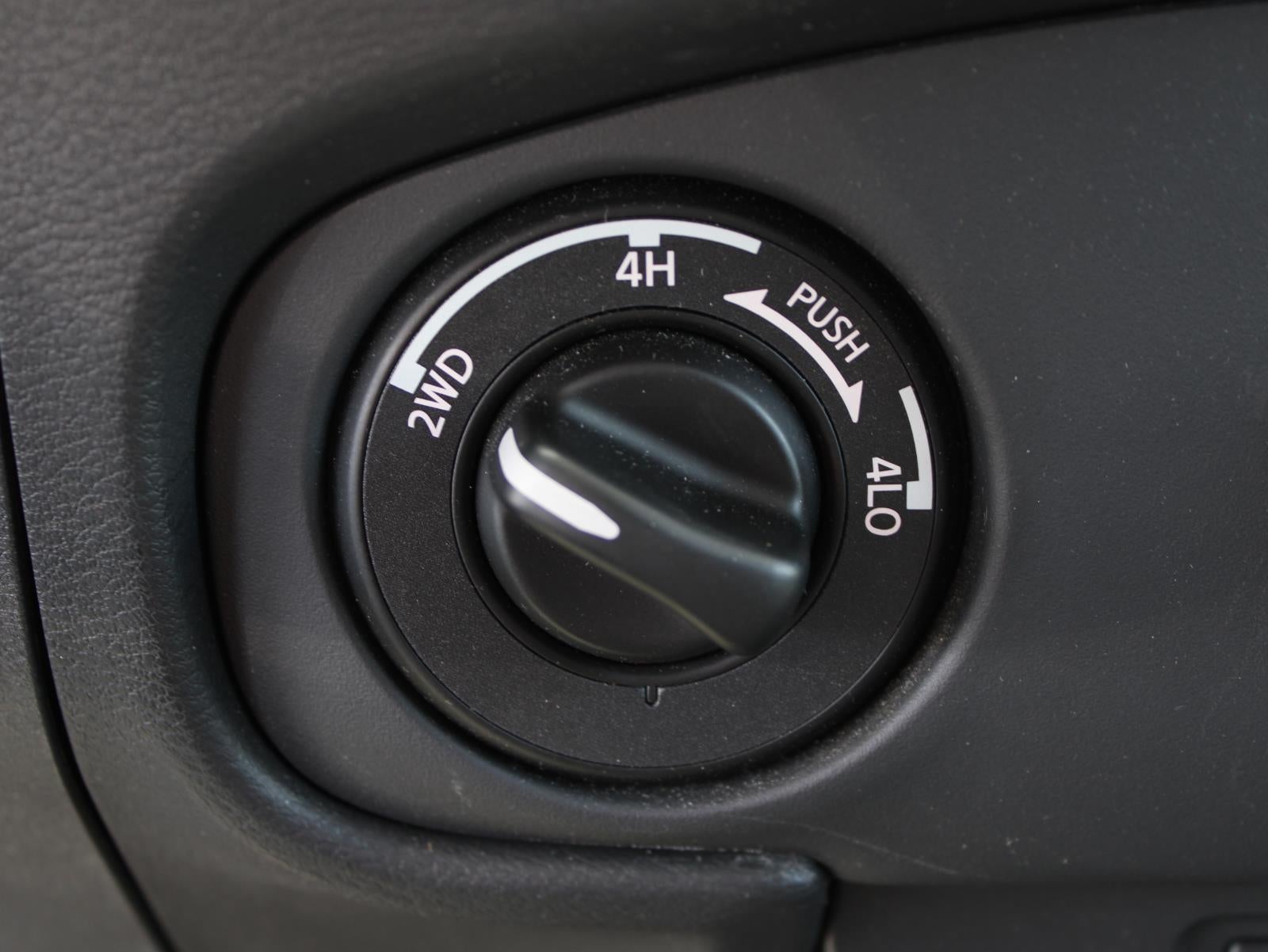 2023 Nissan Frontier S