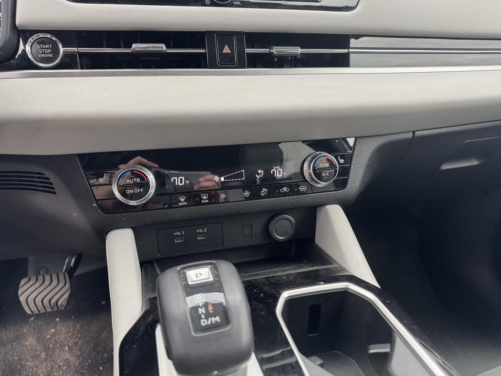 2025 Mitsubishi Outlander SE