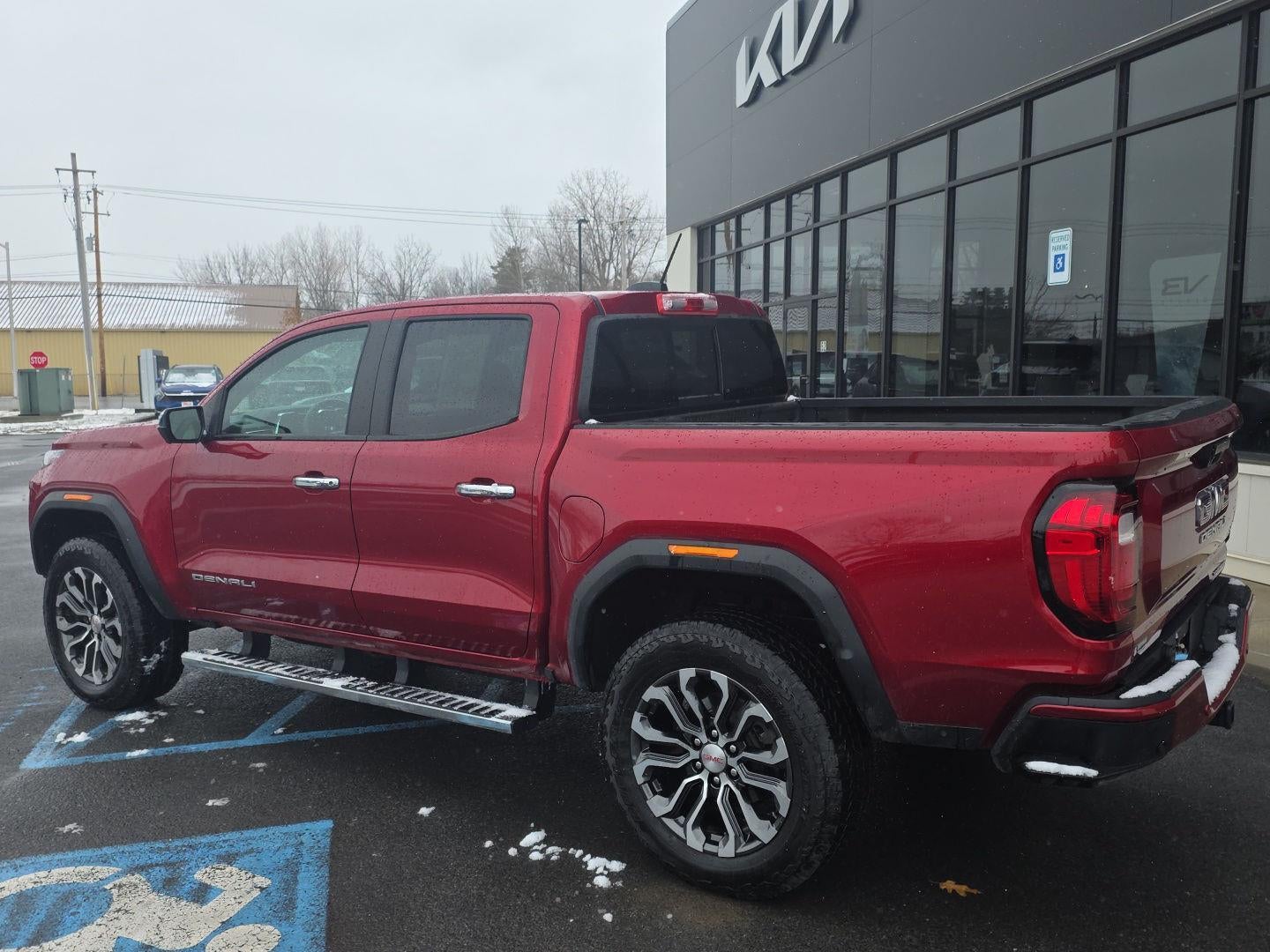 2024 GMC Canyon 4WD Denali