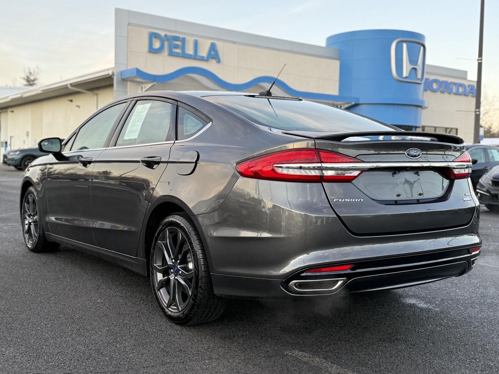 2018 Ford Fusion SE