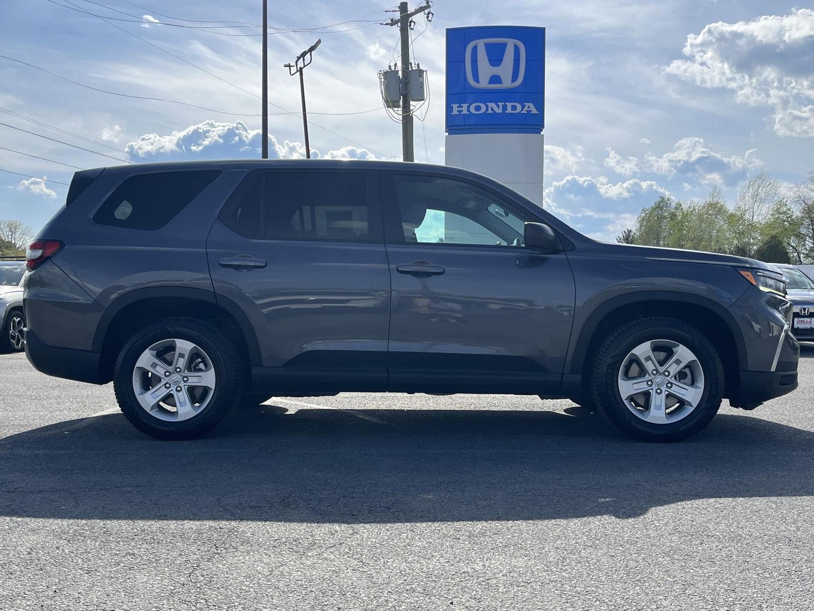 2023 Honda Pilot LX