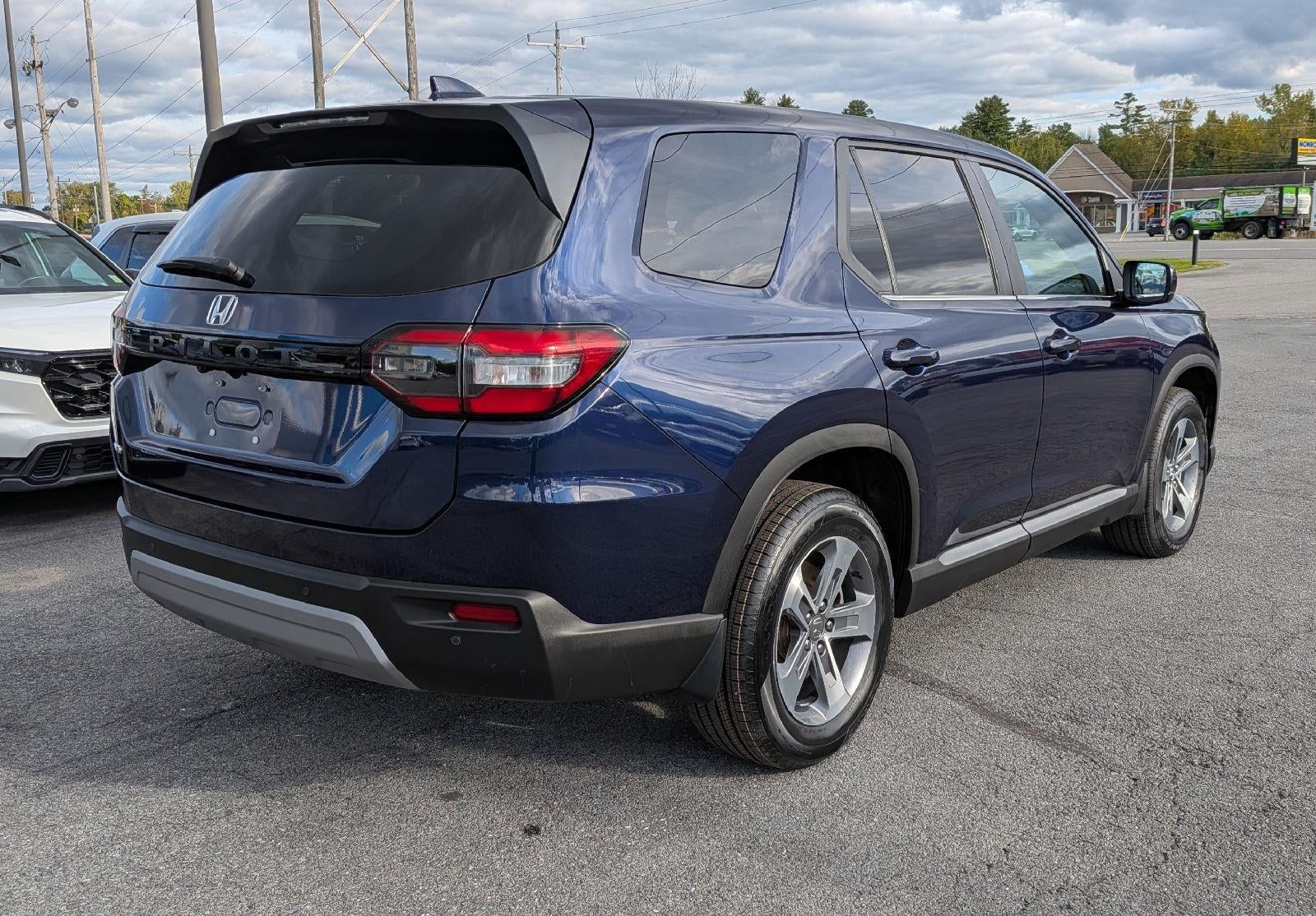 2024 Honda Pilot EX-L 8 Passenger