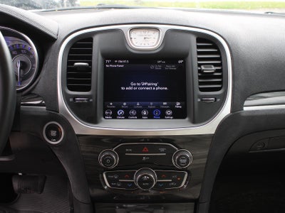 2020 Chrysler 300 Touring L