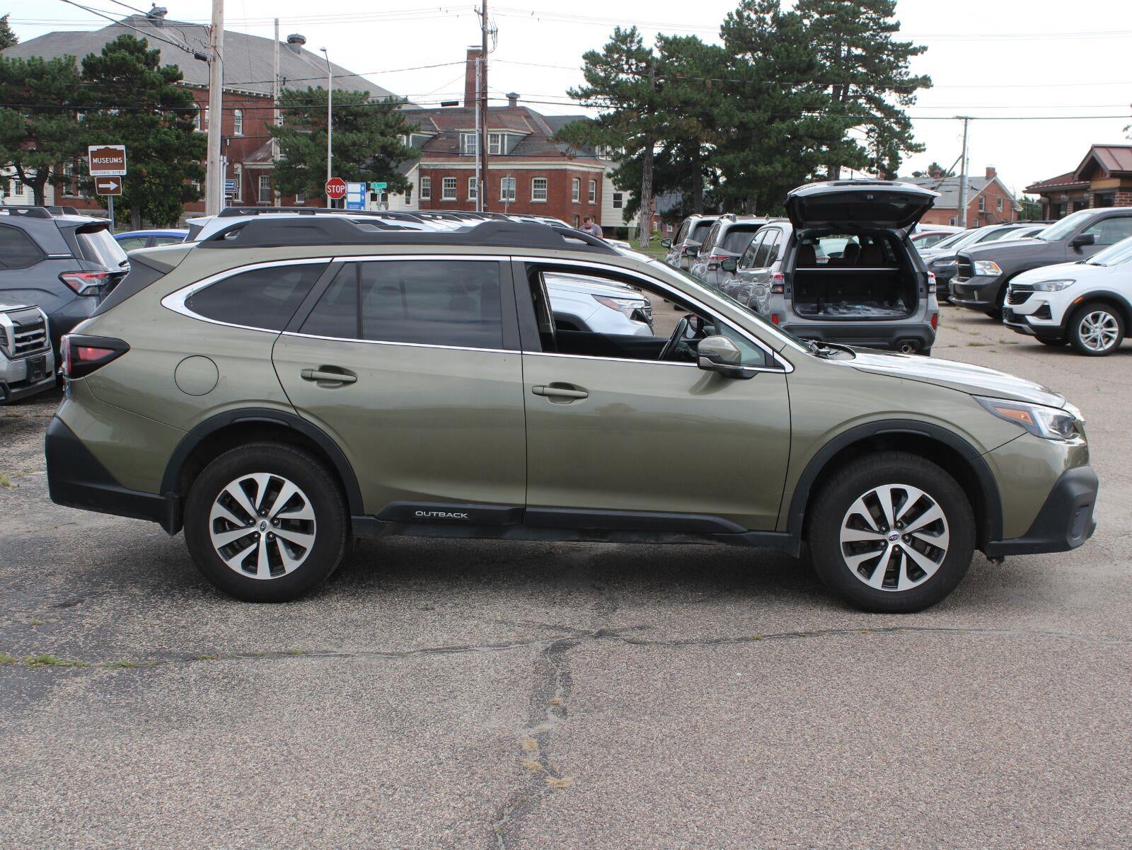 2021 Subaru Outback Premium