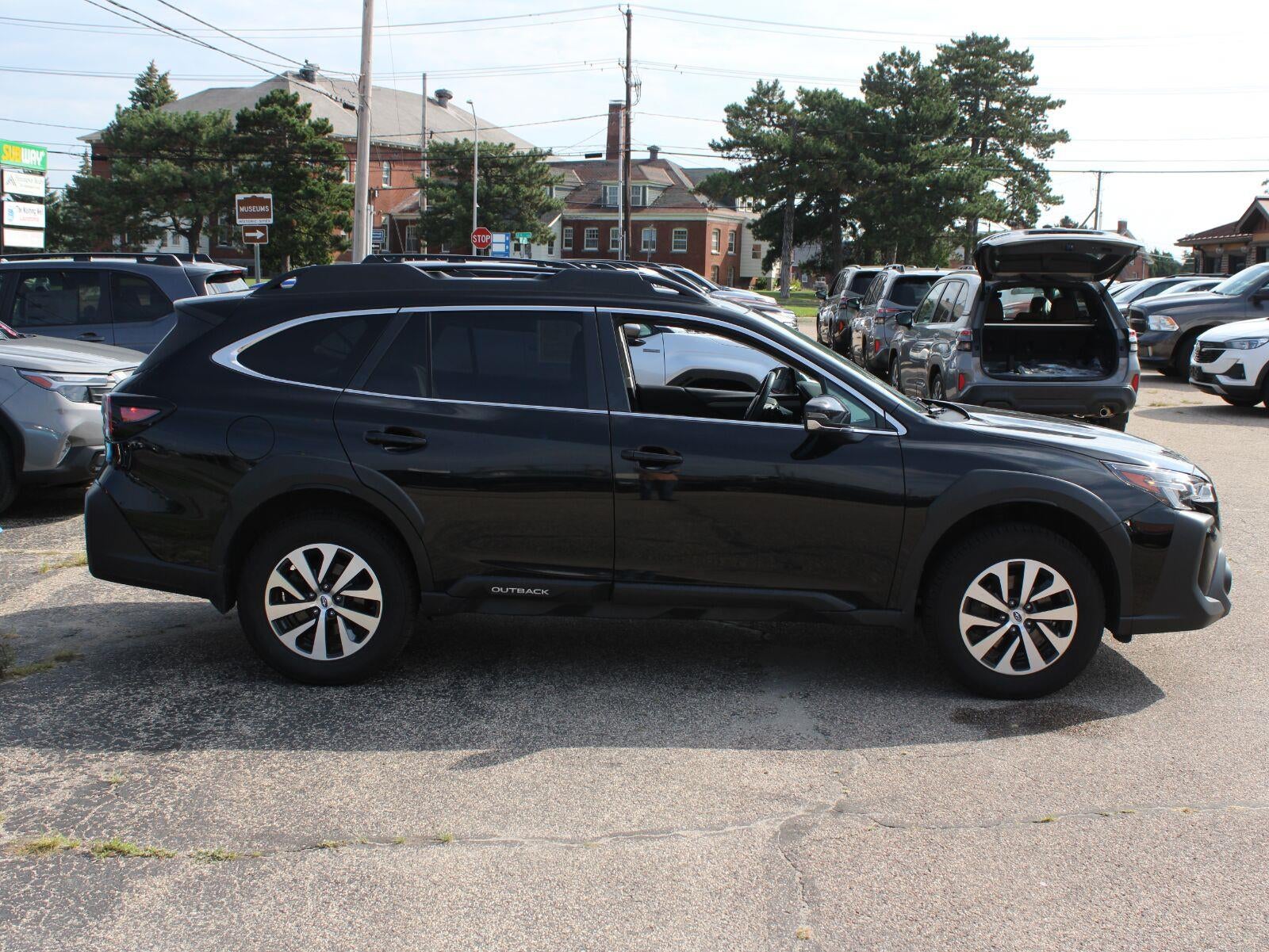 2024 Subaru Outback Premium