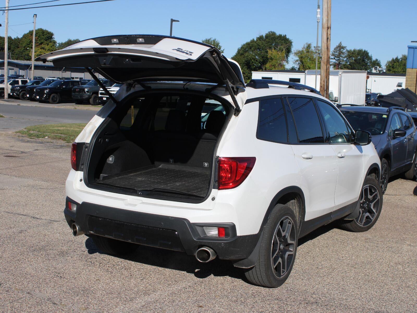 2023 Honda Passport Elite