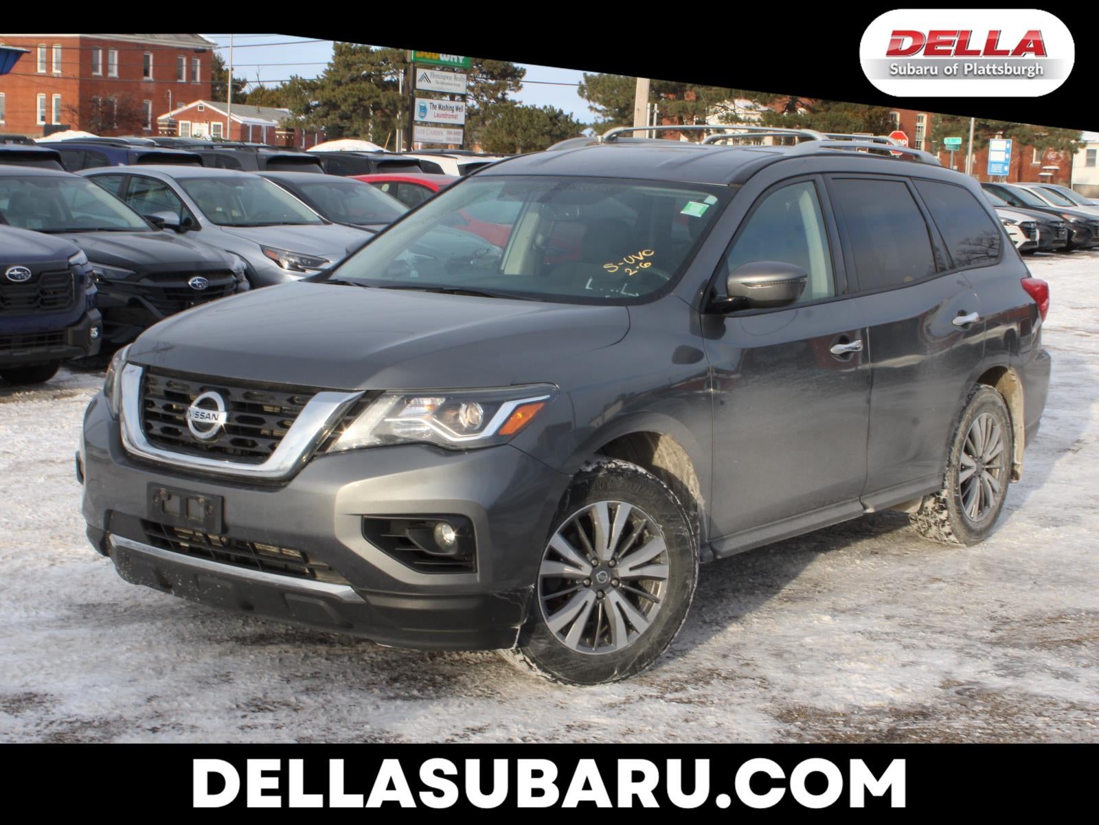 2019 Nissan Pathfinder SV
