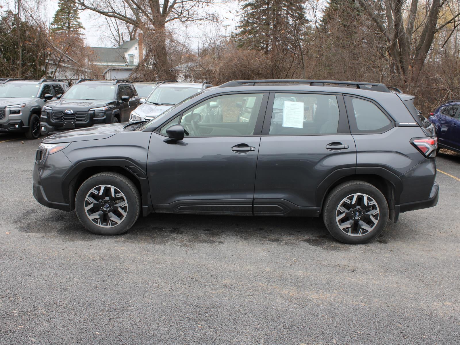 2025 Subaru Forester Base