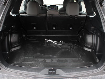 2025 Subaru Forester Base