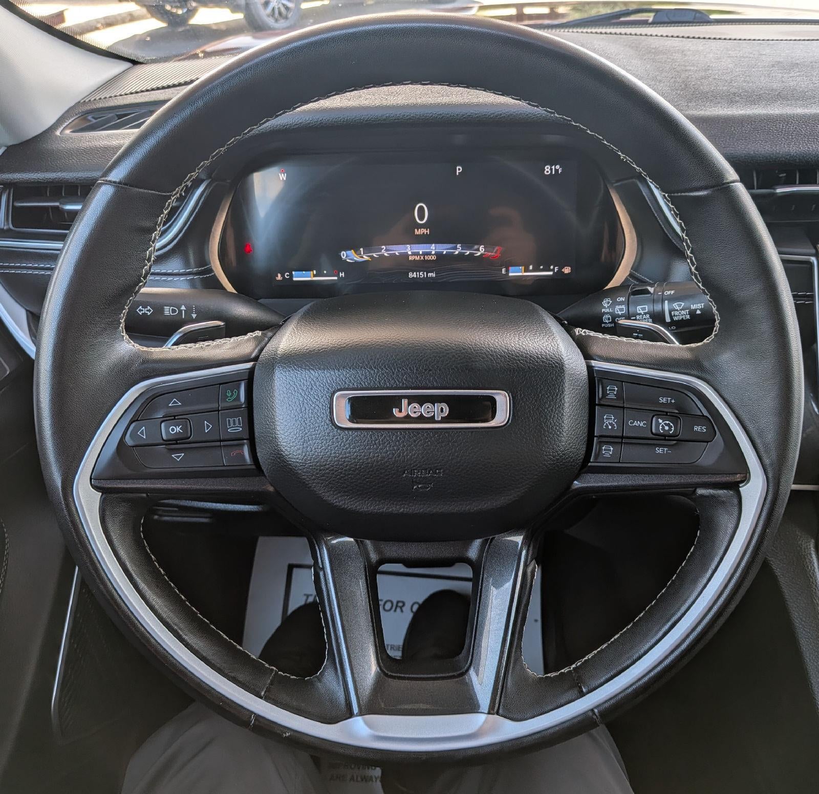 2022 Jeep Grand Cherokee L Laredo