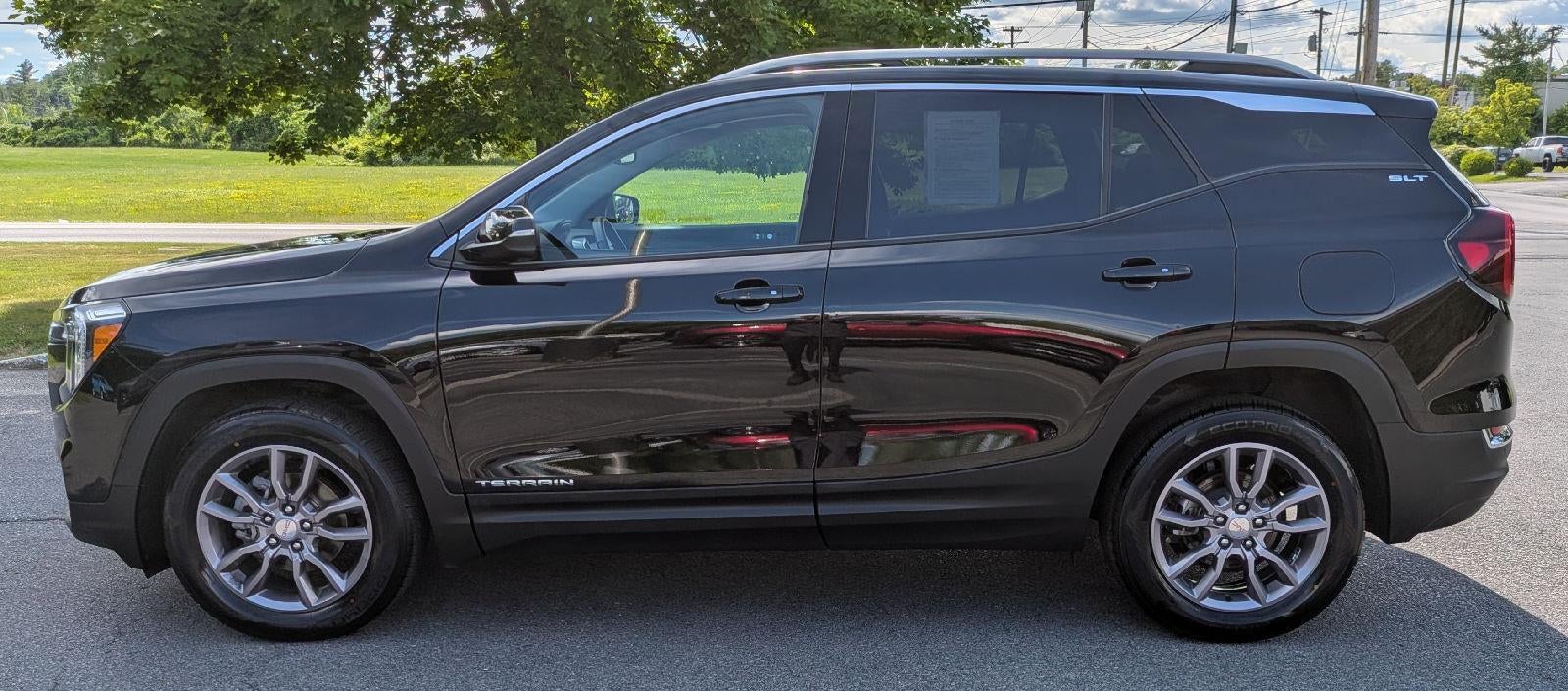 2023 GMC Terrain SLT