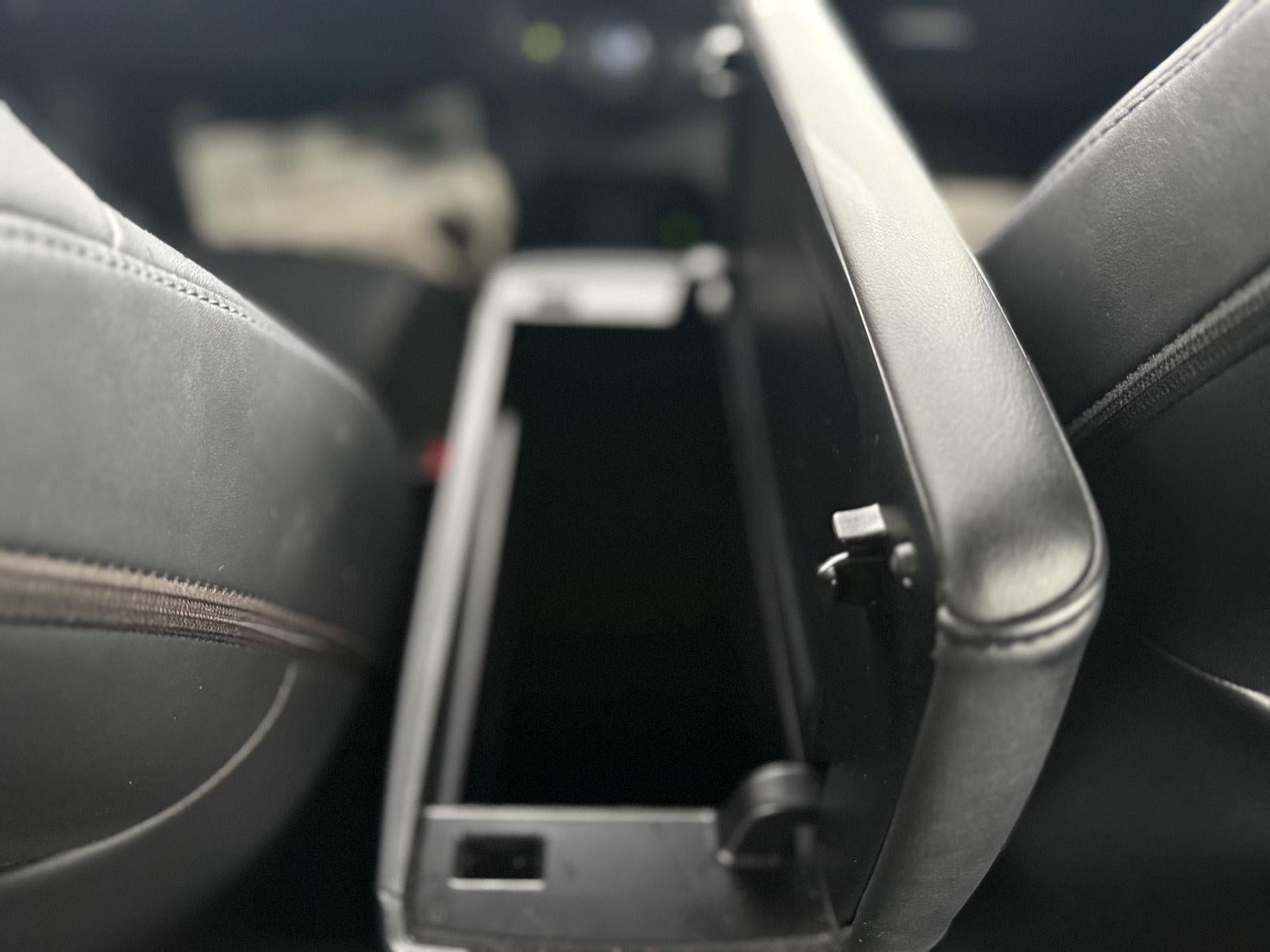2019 Toyota Prius XLE