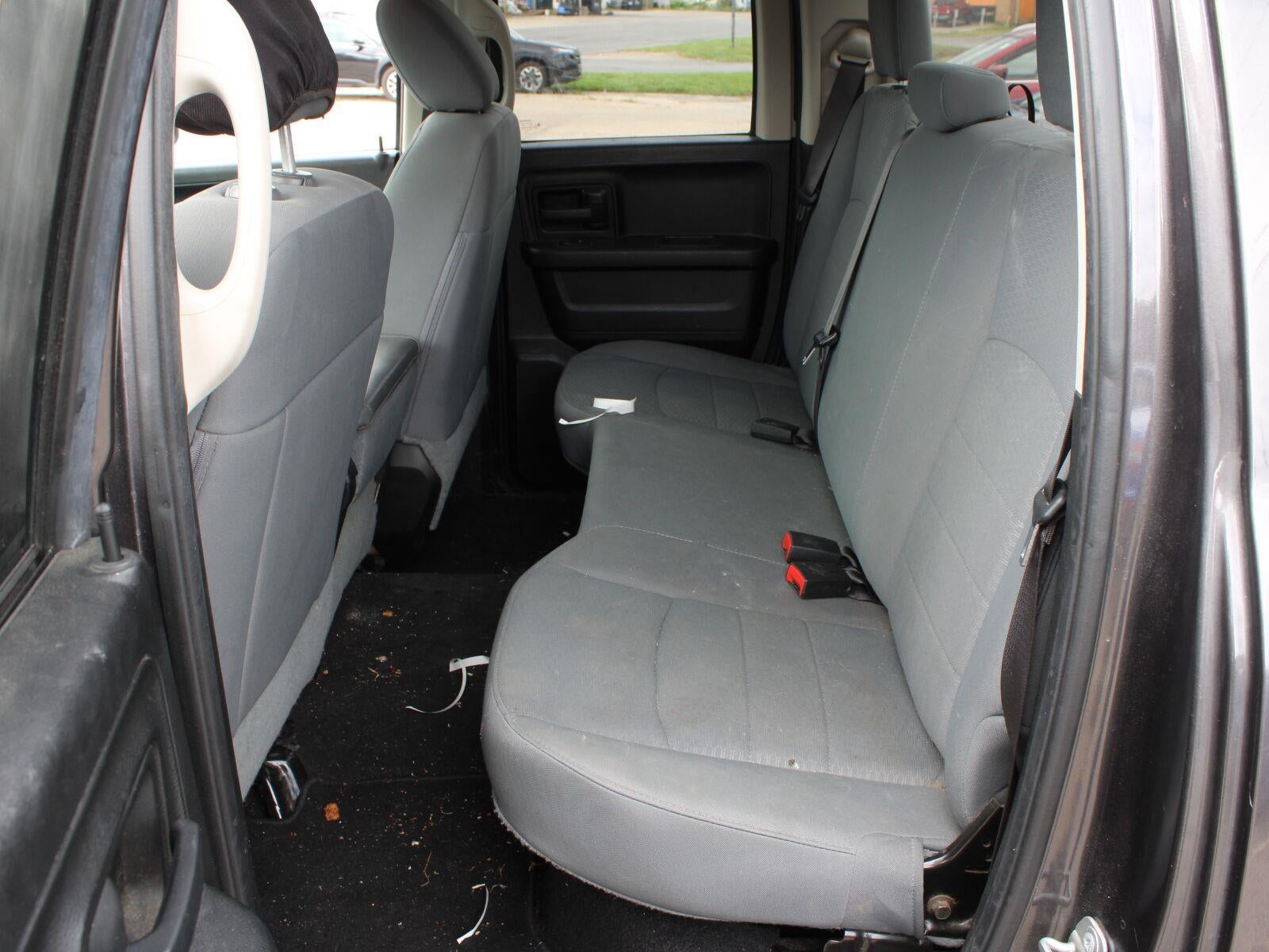 2019 RAM 1500 Classic Express Quad Cab 4x4 6'4" Box