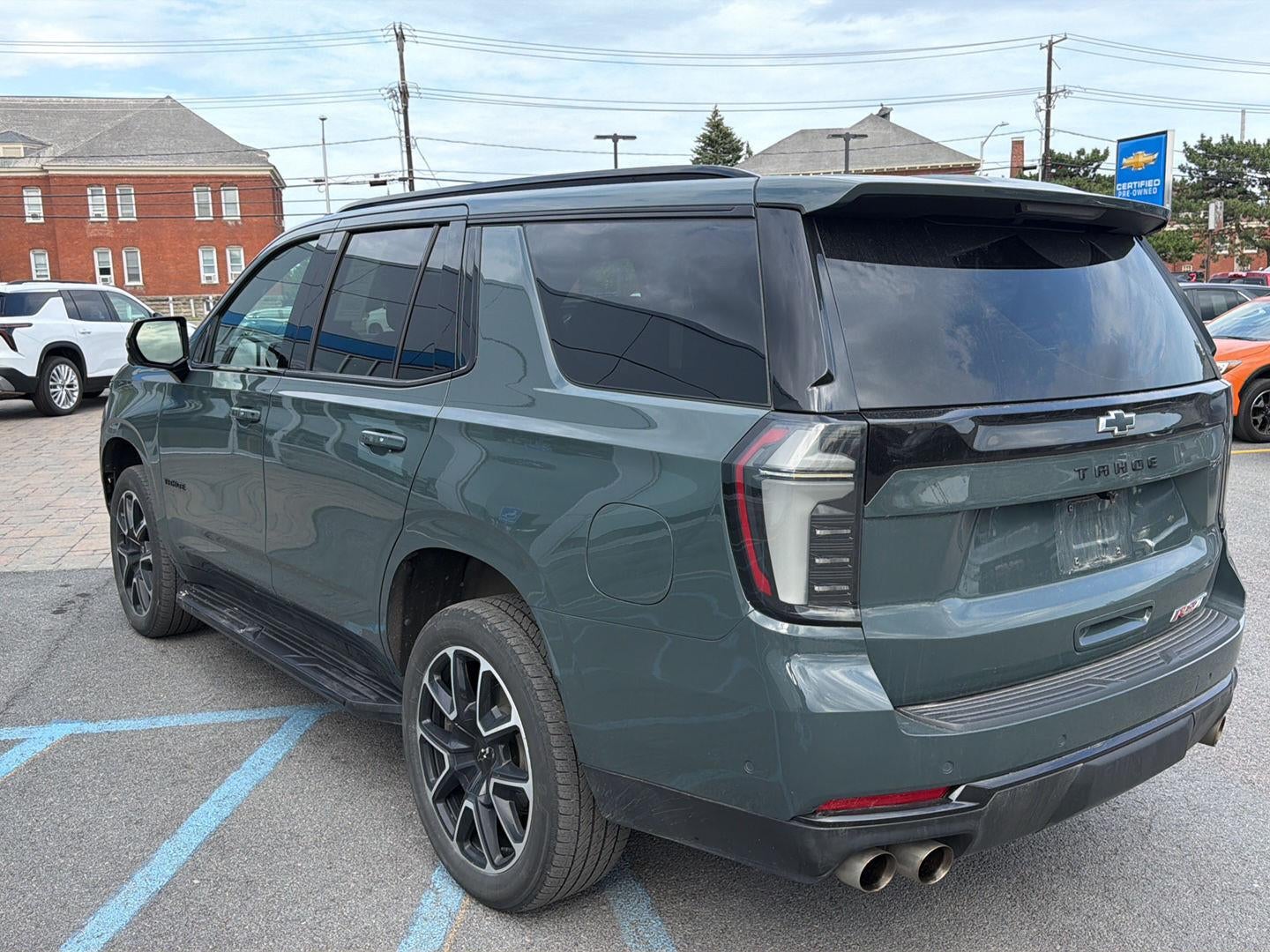 2025 Chevrolet Tahoe RST