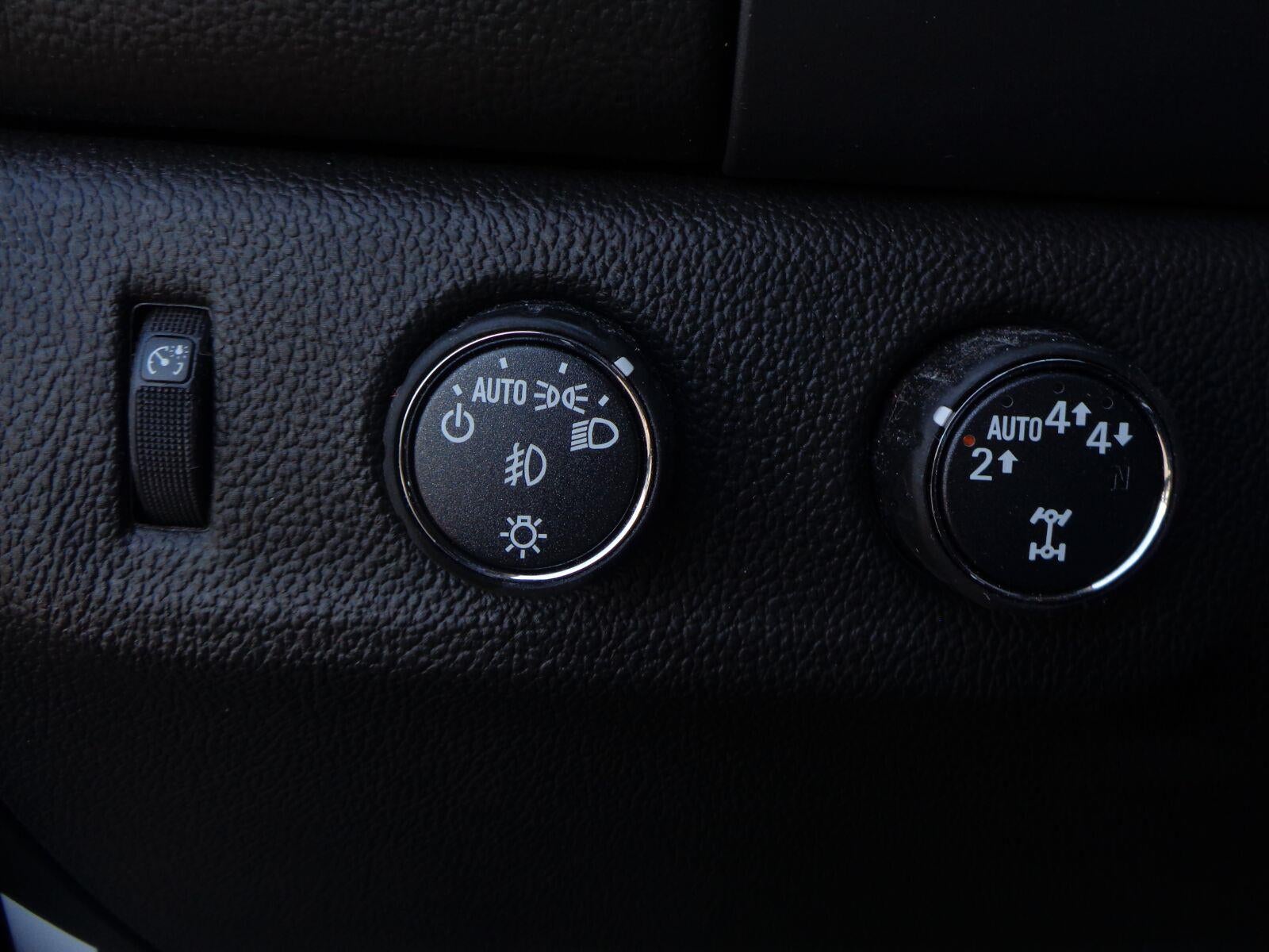 2022 GMC Canyon 4WD AT4 w/Cloth