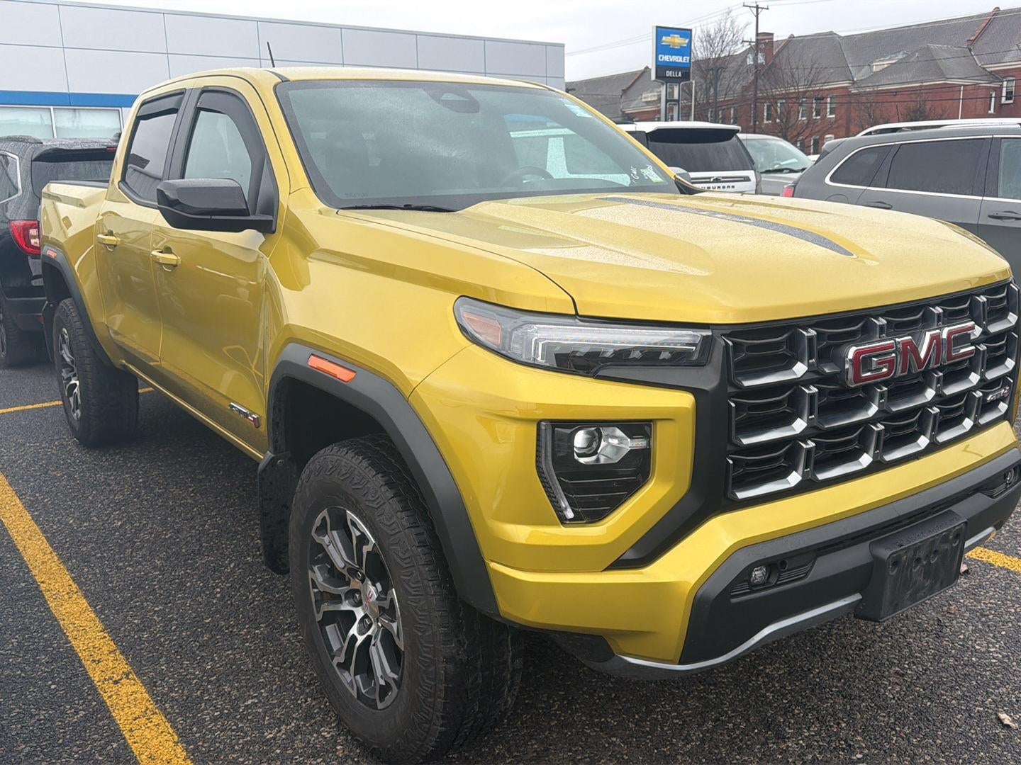 2023 GMC Canyon AT4