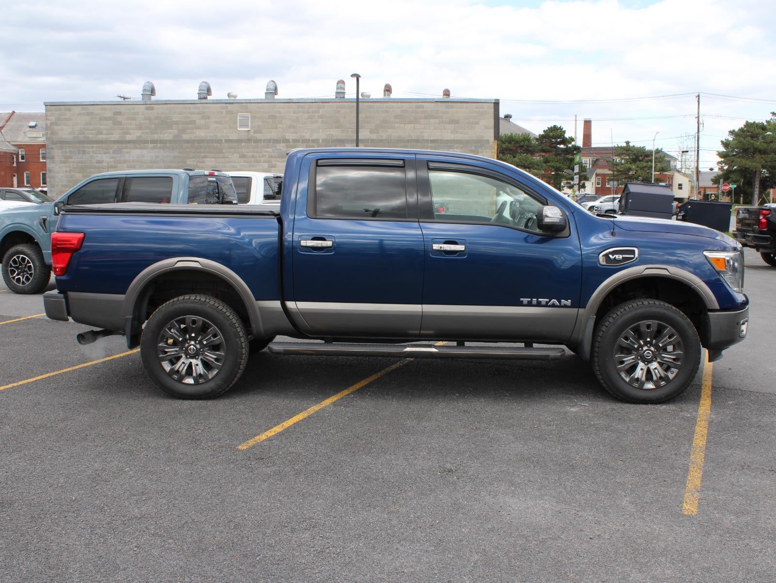 2017 Nissan Titan Platinum Reserve