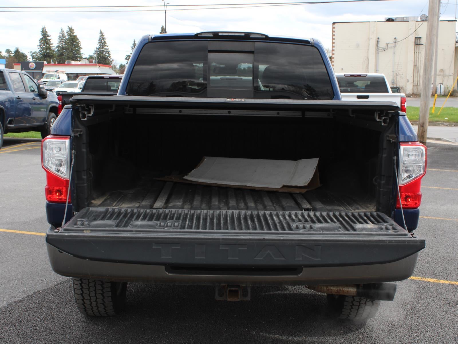 2017 Nissan Titan Platinum Reserve