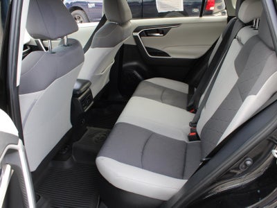 2020 Toyota RAV4 Hybrid XLE