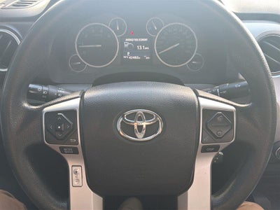 2017 Toyota Tundra SR5 5.7L V8