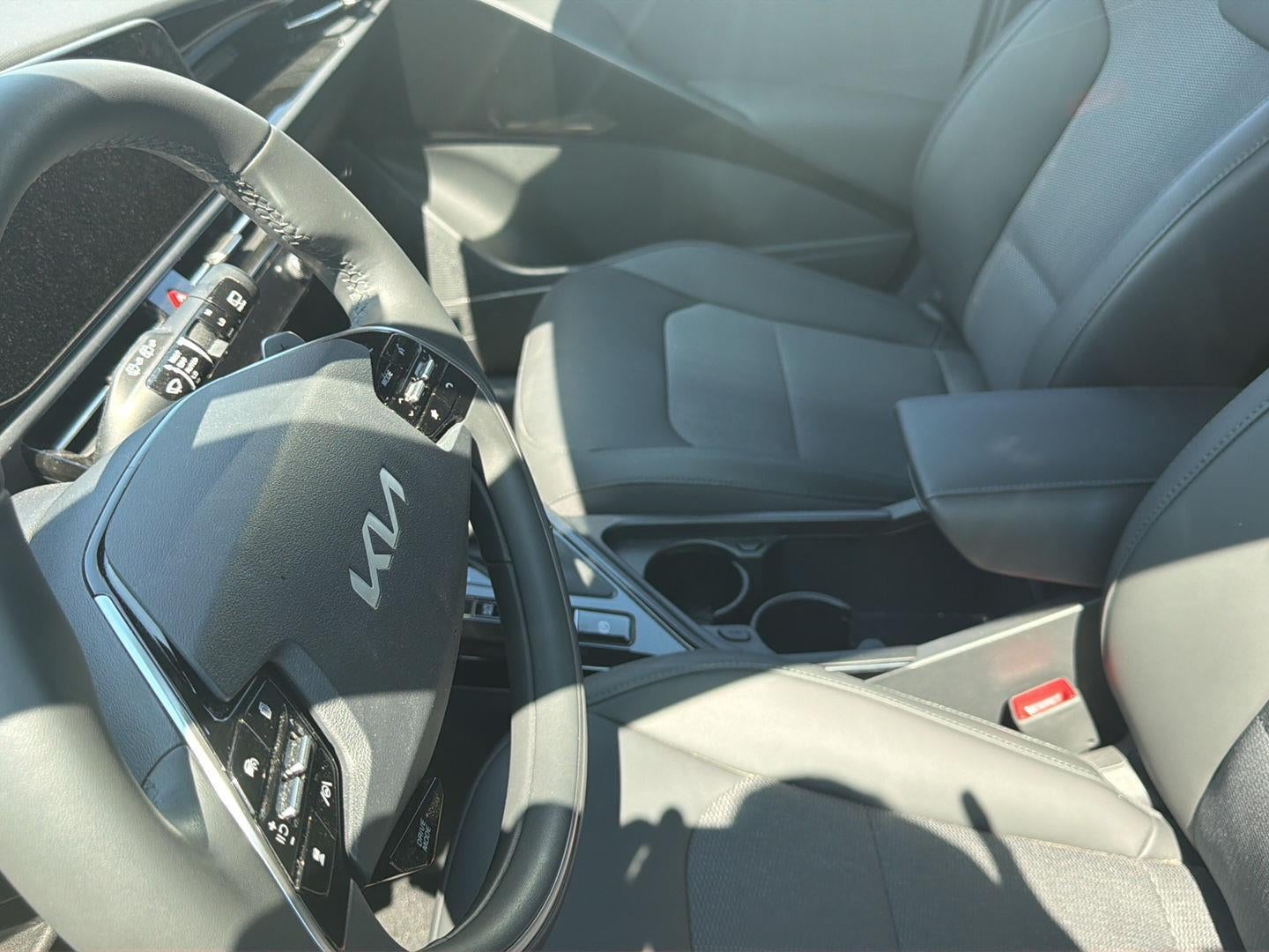2025 Kia Niro EX Touring